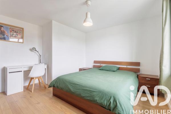 Maison à vendre 7 pièces 155 m² Saint-Cyr-l'École