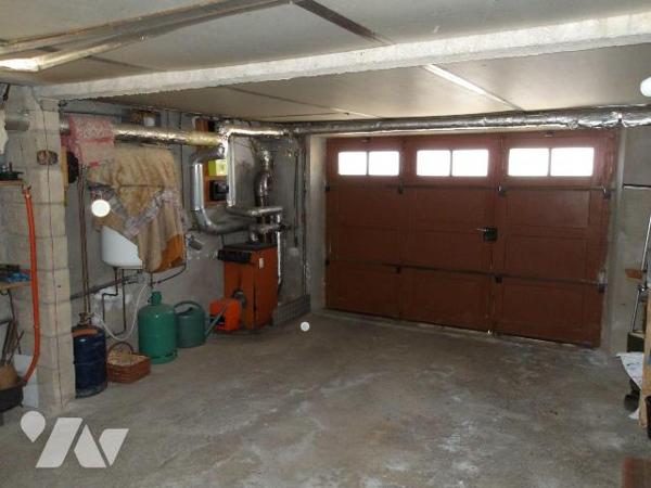 BOUSSAC (23) CREUSE, A vendre pavillon de 100 m² hab. de 4 chambres...garage, cour et jardin da...