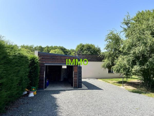 Vente / Maison de plain-pied à Fleury-sur-Loire (58240)
