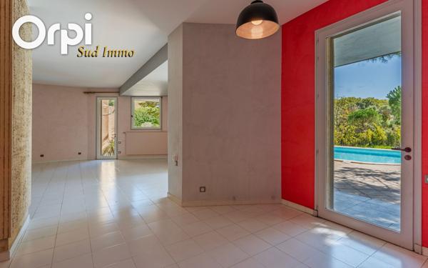 Maison à vendre    4 pièces •  Chomérac