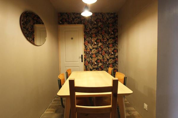 UNE MAISON MEUBLÉE EN COLOCATION, A PROXIMITÉ DE L'HYPER CENTRE. -