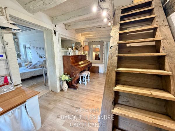 EXCLUSIVITE – PROPRIÉTÉ HISTORIQUE DE 1840 ENTIÈREMENT RÉNOVÉE – CADRE EXCEPTIONNEL À SOULAIRE ET BOURG (49)