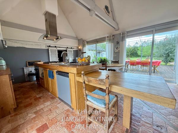 EXCLUSIVITE – PROPRIÉTÉ HISTORIQUE DE 1840 ENTIÈREMENT RÉNOVÉE – CADRE EXCEPTIONNEL À SOULAIRE ET BOURG (49)