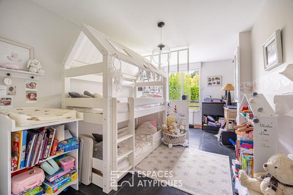 Rez-de-jardin dans une résidence cossue et prisée avec tennis et piscine