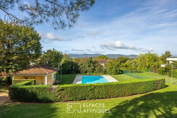 Rez-de-jardin dans une résidence cossue et prisée avec tennis et piscine