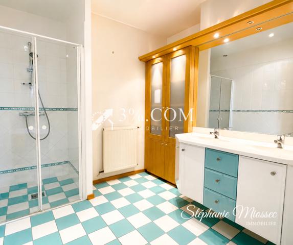 Maison
                                                                                                                                                                                                                                                                                                                        4 pièce(s)                                                                                                                                                                                                          3 chambre(s)                                                                                                                                                                                                          129.04  m²