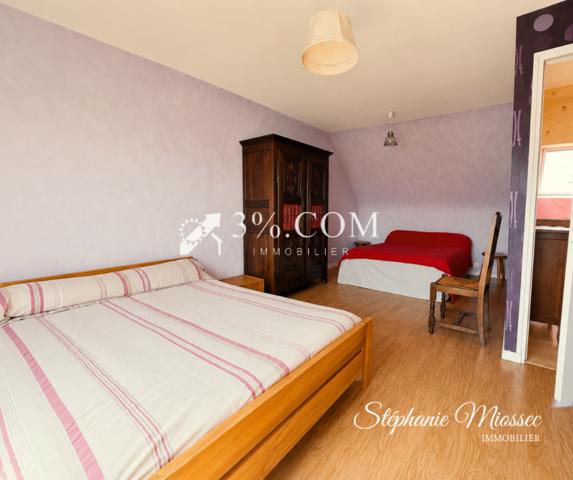 Maison
                                                                                                                                                                                                                                                                                                                        4 pièce(s)                                                                                                                                                                                                          3 chambre(s)                                                                                                                                                                                                          129.04  m²