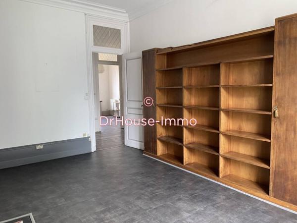 Bureau à louer 4 pièces de 84 m²