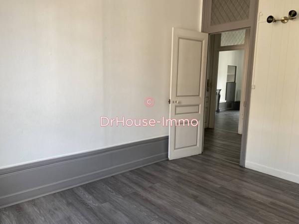 Bureau à louer 4 pièces de 84 m²