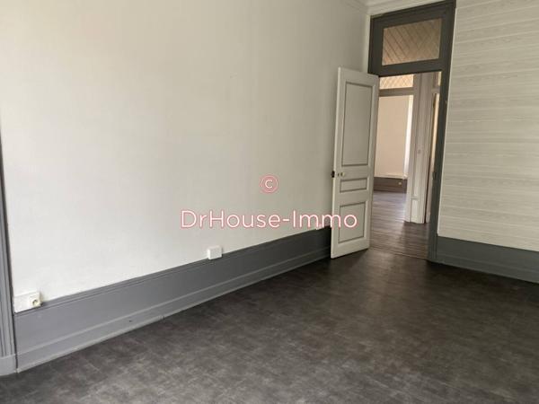 Bureau à louer 4 pièces de 84 m²