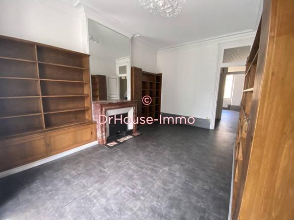 Bureau à louer 4 pièces de 84 m²