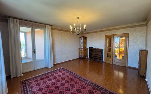 Appartement à vendre    3 pièces • 80,85 m2 Carpentras