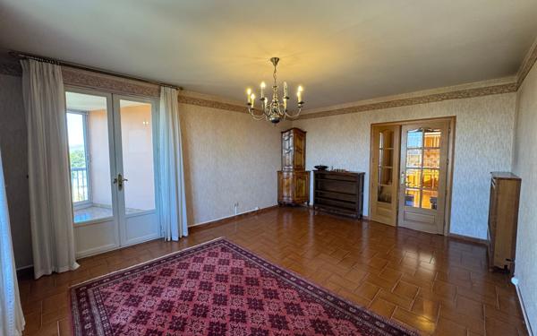 Appartement à vendre    3 pièces • 80,85 m2 Carpentras
