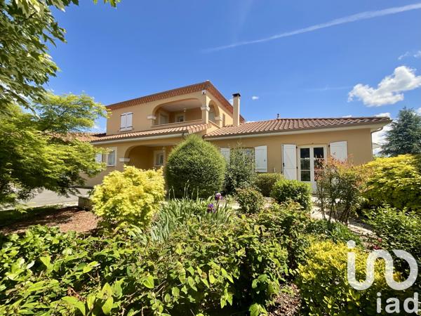 Maison à vendre 7 pièces 203 m² Saint-Just-le-Martel