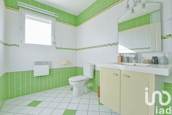 Maison à vendre 7 pièces 203 m² Saint-Just-le-Martel