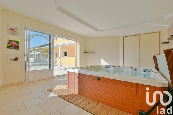 Maison à vendre 7 pièces 203 m² Saint-Just-le-Martel