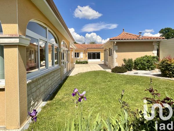 Maison à vendre 7 pièces 203 m² Saint-Just-le-Martel