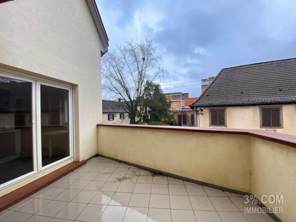 3%.COM Très beau F2 avec 2 balcons  Hochfelden (67270)