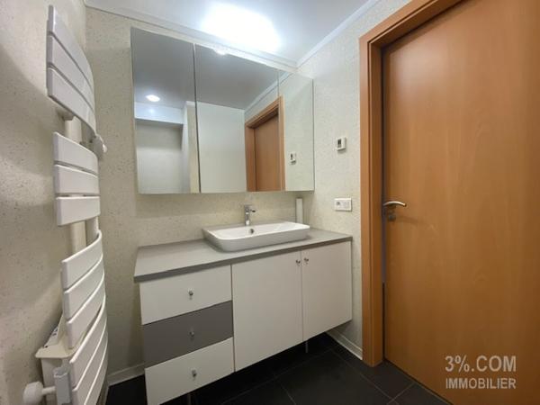 3%.COM Très beau F2 avec 2 balcons  Hochfelden (67270)