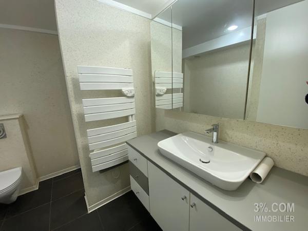 3%.COM Très beau F2 avec 2 balcons  Hochfelden (67270)