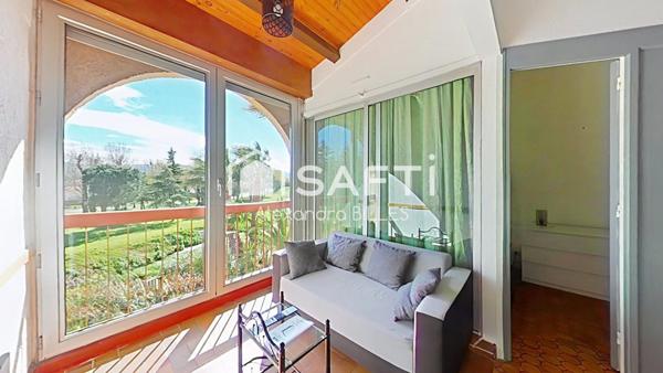 Appartement 3 pièces : 1 chambre + 1 cabine + meazzanine.