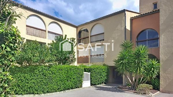 Appartement 3 pièces : 1 chambre + 1 cabine + meazzanine.