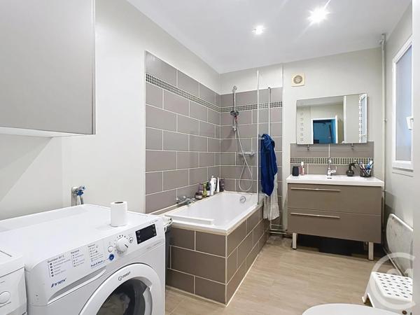 Maison à vendre  5 pièces - 101,53 m 2   GISORS  - 27