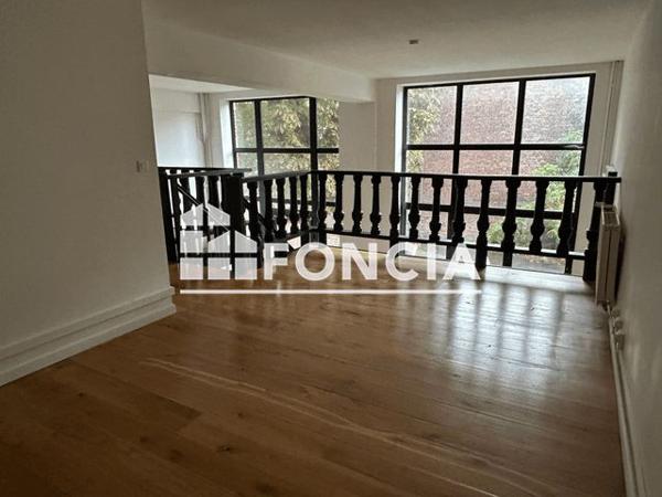 Location Appartement 3 pièces 95.45 m² - 24 RUE DE CANTELEU Lille 59000