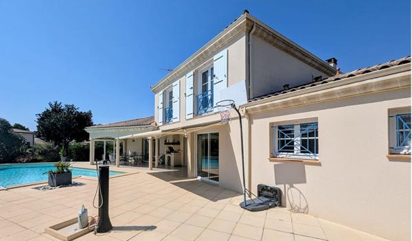 Maison Le Taillan Medoc 7 pièce(s) 199 m2