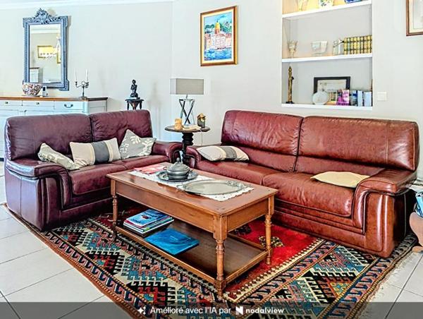 Maison Le Taillan Medoc 7 pièce(s) 199 m2