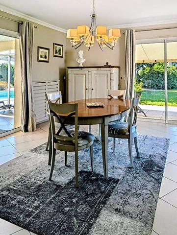 Maison Le Taillan Medoc 7 pièce(s) 199 m2