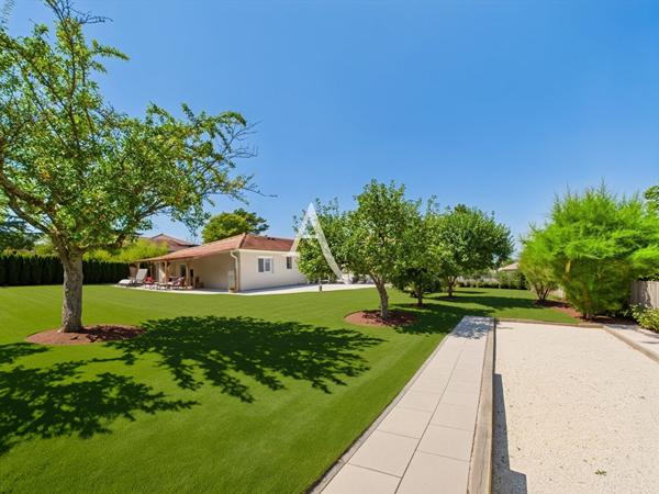 Maison de plain-pied Neydens 4 pièce(s) 130 m2