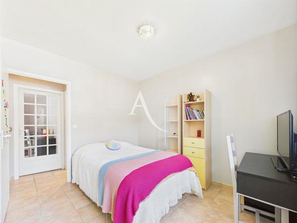 Maison de plain-pied Neydens 4 pièce(s) 130 m2