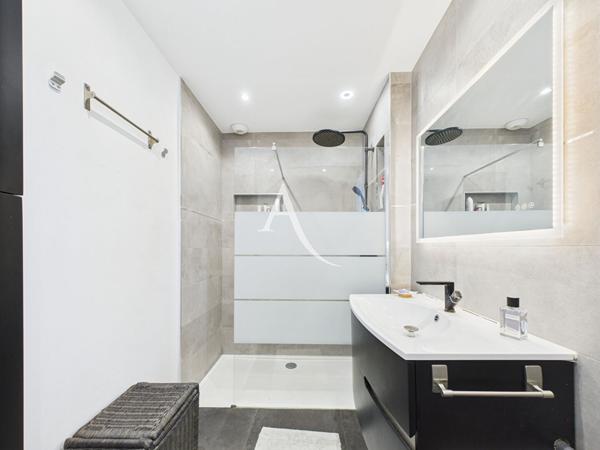 Maison de plain-pied Neydens 4 pièce(s) 130 m2