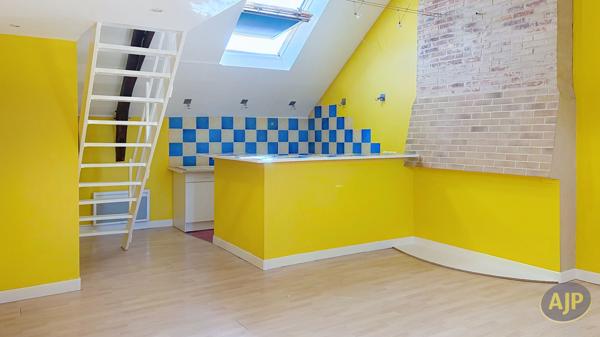 Appartement à louer Chateaubriant : 2 pièces, 39m² avec 1 chambre(s) à 425€ - AJP Immobilier Châteaubriant