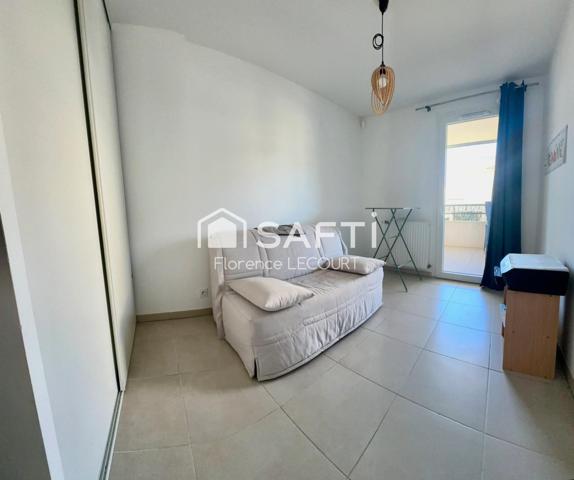 Résidence récente beau T3 avec box en sous sol