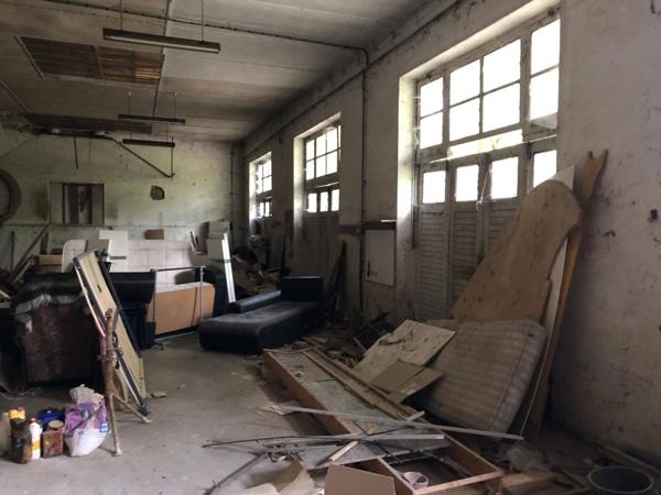 HANGAR de 500 m2 A VENDRE