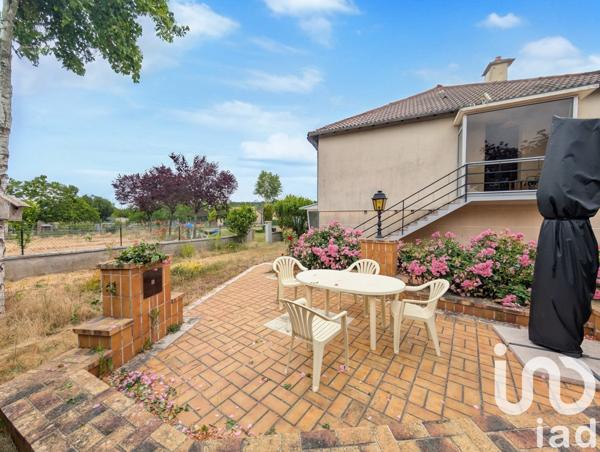 Maison traditionnelle 5 pièces de 99 m² à Civaux (86320)