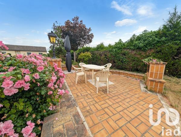 Maison traditionnelle 5 pièces de 99 m² à Civaux (86320)