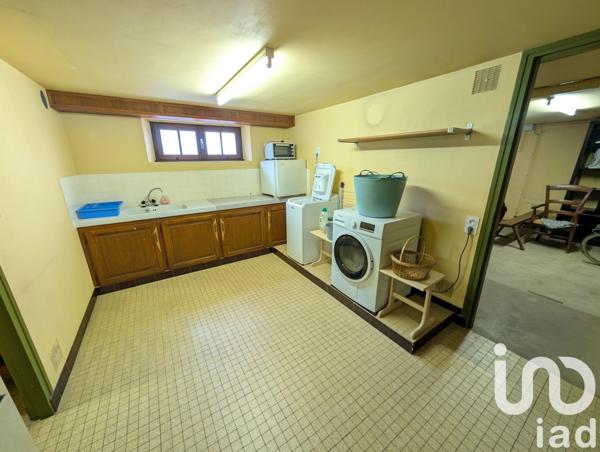 Maison traditionnelle 5 pièces de 99 m² à Civaux (86320)