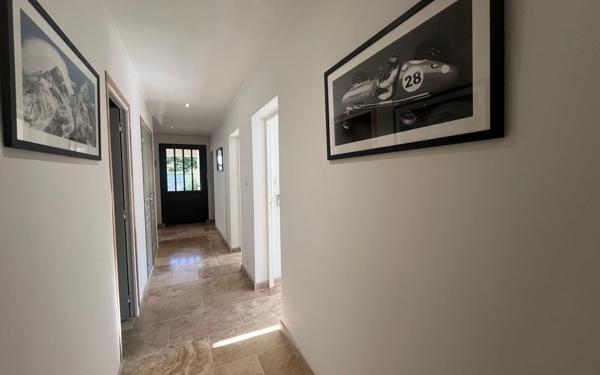 Maison à vendre    3 pièces • 90,13 m2 Saint-Saturnin-lès-Avignon