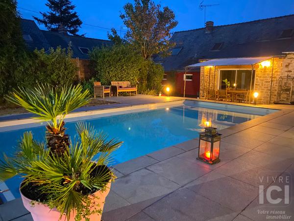 Longère en pierre de 153 M² habitable avec piscine- 4chambres parcelle 506 M²