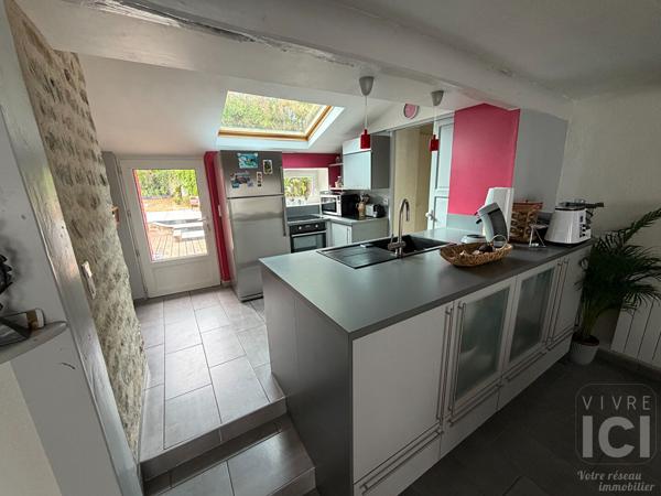 Longère en pierre de 153 M² habitable avec piscine- 4chambres parcelle 506 M²