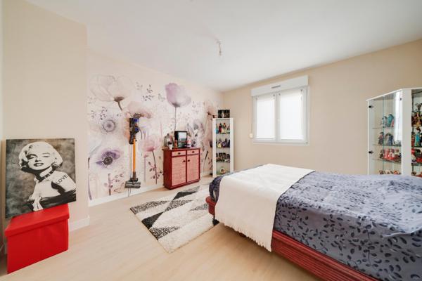 Magnifique maison, 4 chambres avec sous-sol