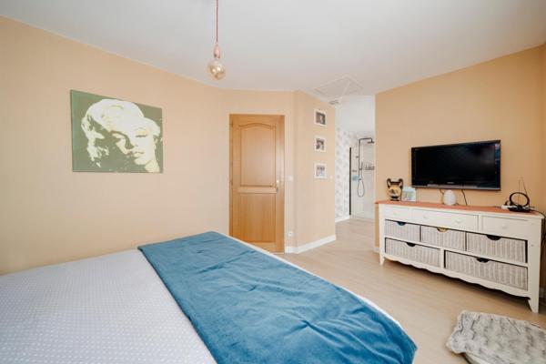 Magnifique maison, 4 chambres avec sous-sol