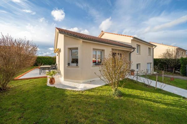 Magnifique maison, 4 chambres avec sous-sol