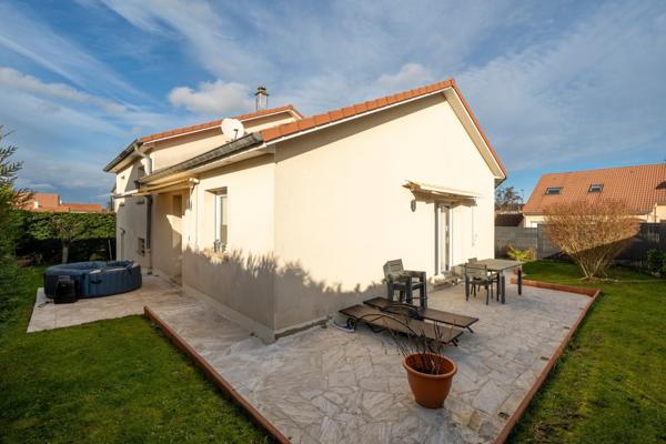 Magnifique maison, 4 chambres avec sous-sol