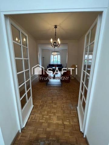 jolie maison de ville , 3 chambres + studio  , 139 m2 habitables