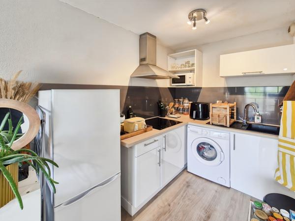 Auch (32000) Appartement T2 meublé avec balcon et place de parking – Auch