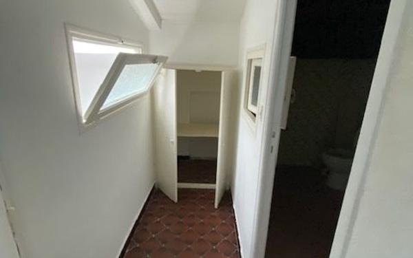 Appartement à louer    1 pièce • 17,66 m2 Ollioules